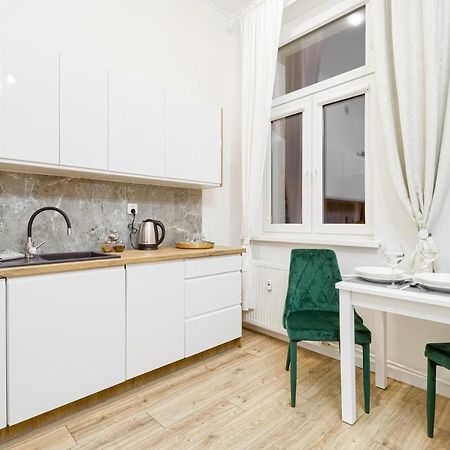 Niron Apartament Dom Z Papieru Sztokholm Пила Экстерьер фото