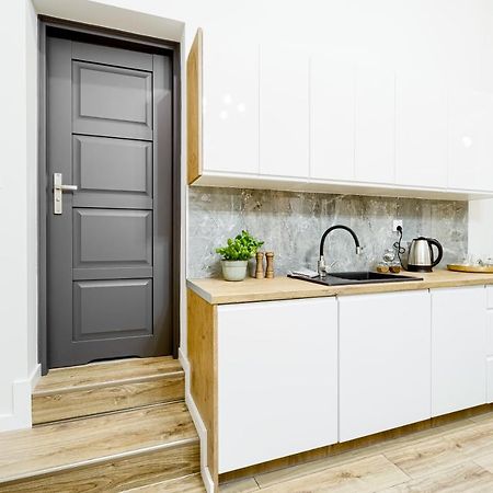 Niron Apartament Dom Z Papieru Sztokholm Пила Экстерьер фото