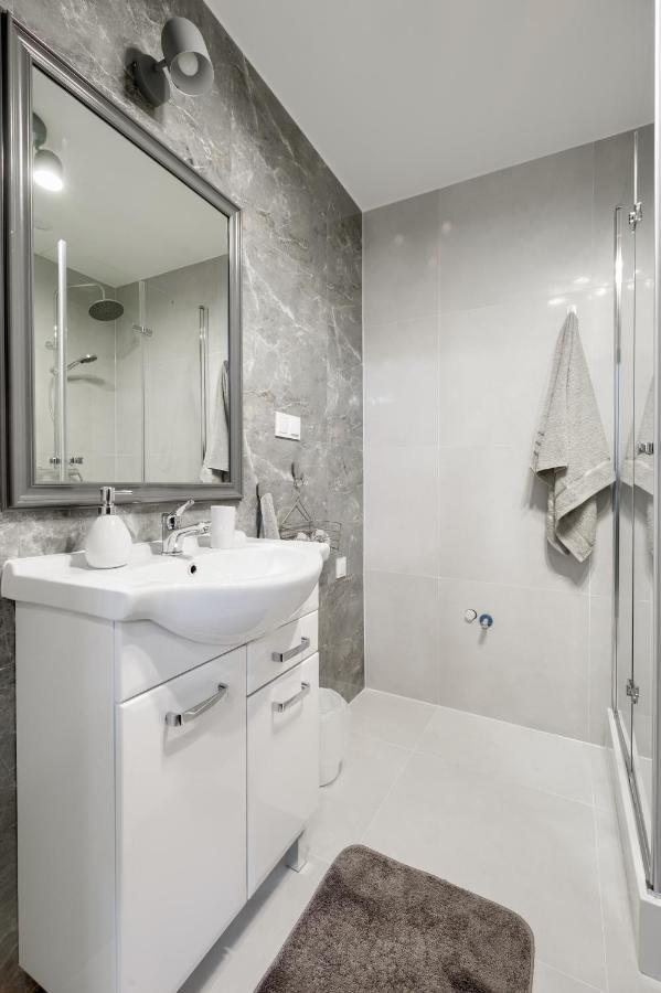 Niron Apartament Dom Z Papieru Sztokholm Пила Экстерьер фото